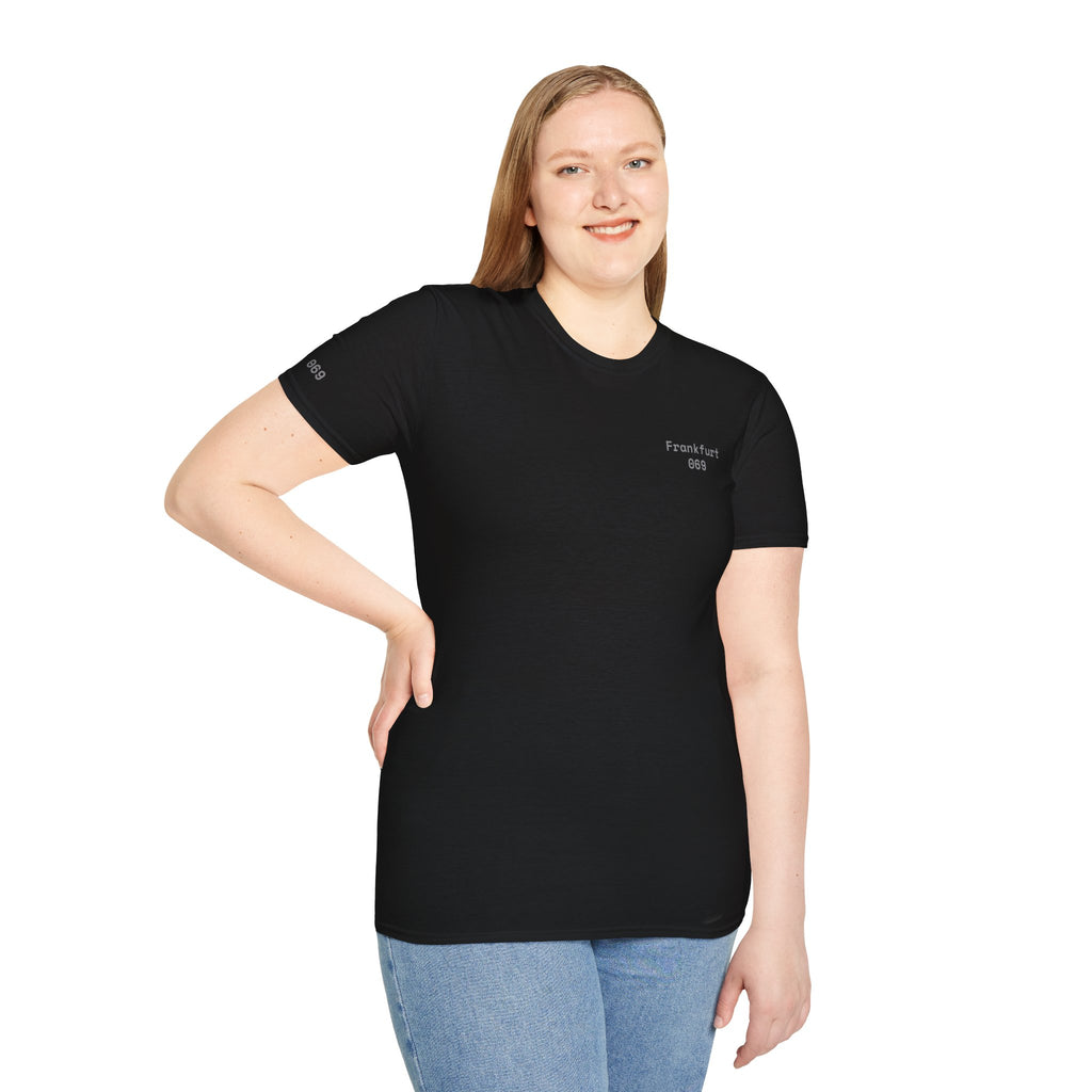 Frankfurt T-Shirt – Minimal Streetwear | UrbanPrintz