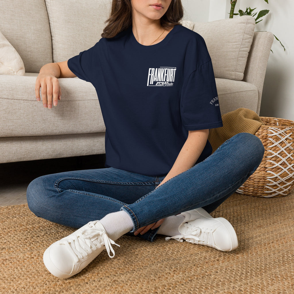 Frankfurt am Main Modernes Typografie T Shirt | UrbanPrintz