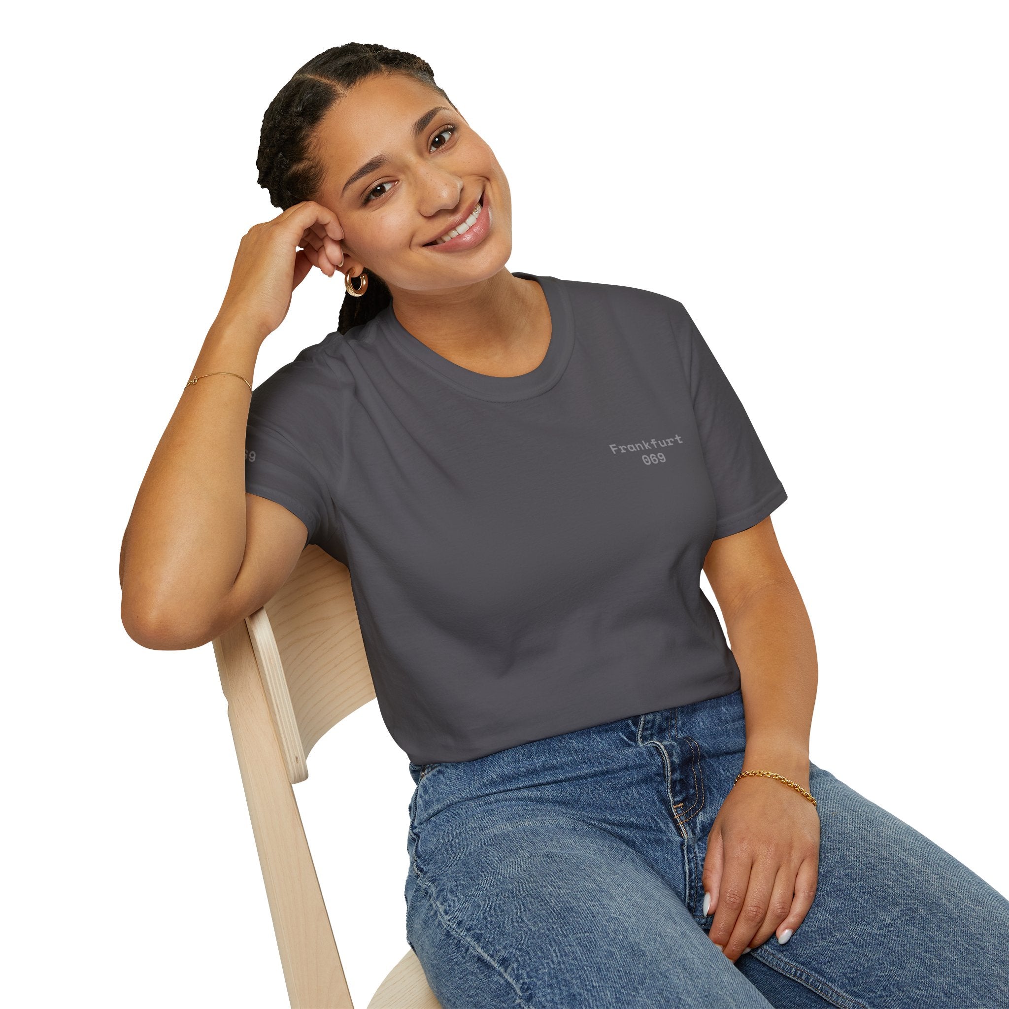Frankfurt T-Shirt – Minimal Streetwear | UrbanPrintz