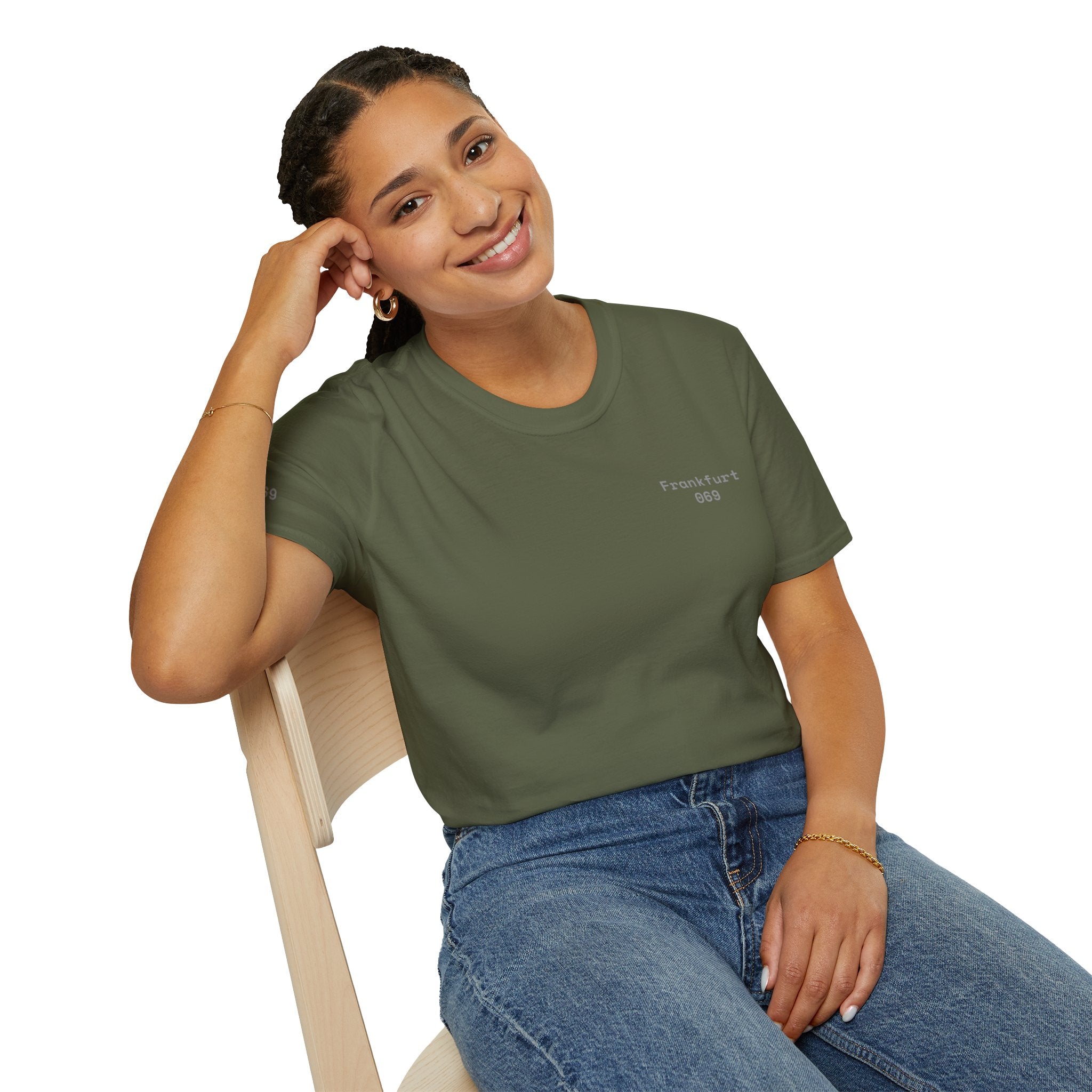 Frankfurt T-Shirt – Minimal Streetwear | UrbanPrintz