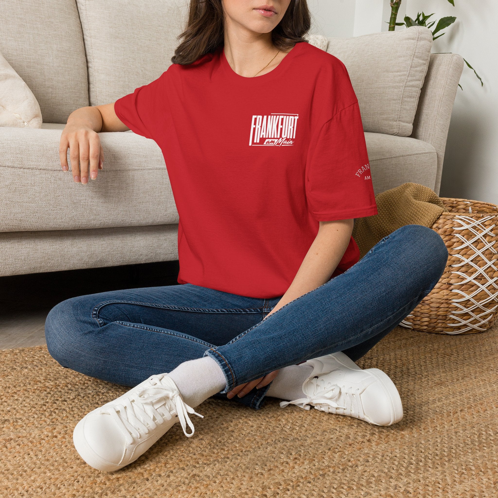 Frankfurt am Main Modernes Typografie T Shirt | UrbanPrintz