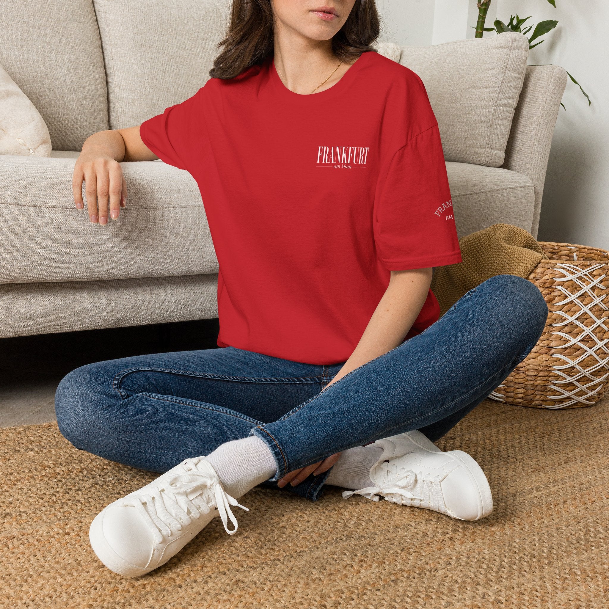 Copy of Frankfurt am Main (klein) Elegantes Typografie T Shirt | UrbanPrintz