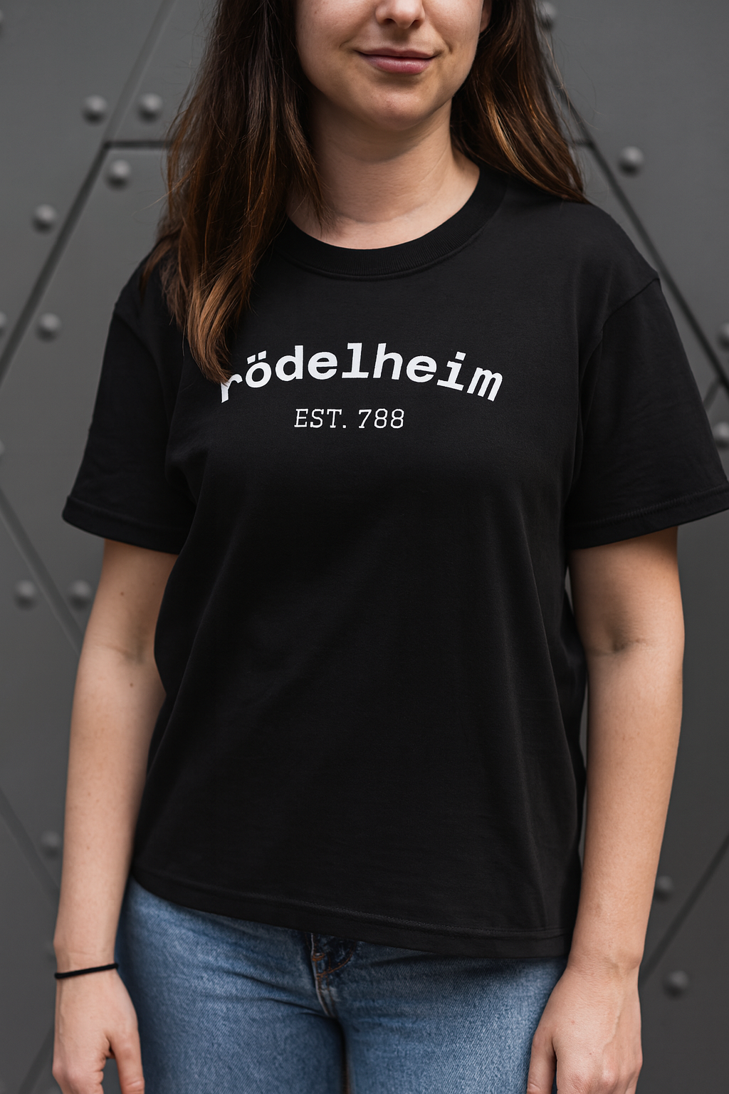 Rödelheim T-Shirt – EST. 788 | Urban Streetwear mit Heimatgefühl - UrbanPrintz